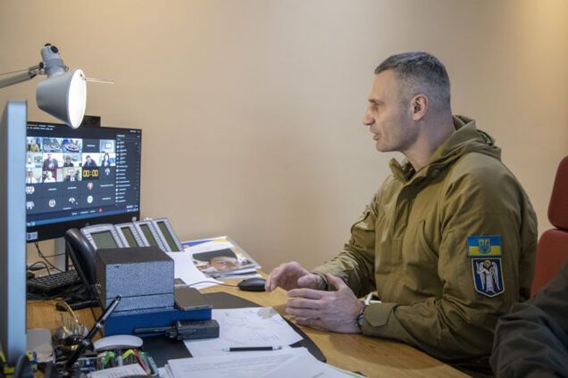 Кличко виступив перед депутатами міськради міста-побратима Києва Торонто