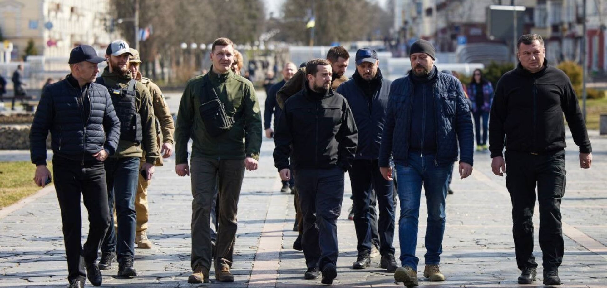 'Чернігів – наша фортеця': Кирило Тимошенко заявив, що місто щодня отримуватиме допомогу та будматеріали