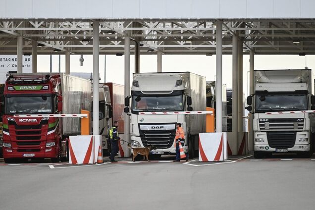 Фури мають виїхати з території ЄС