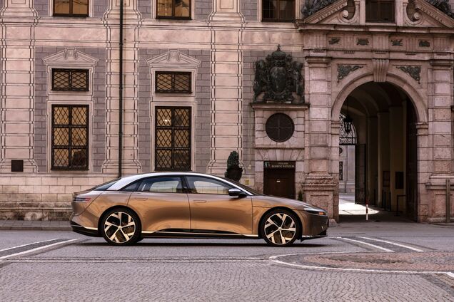 Lucid Motors начнет продажи в Европе