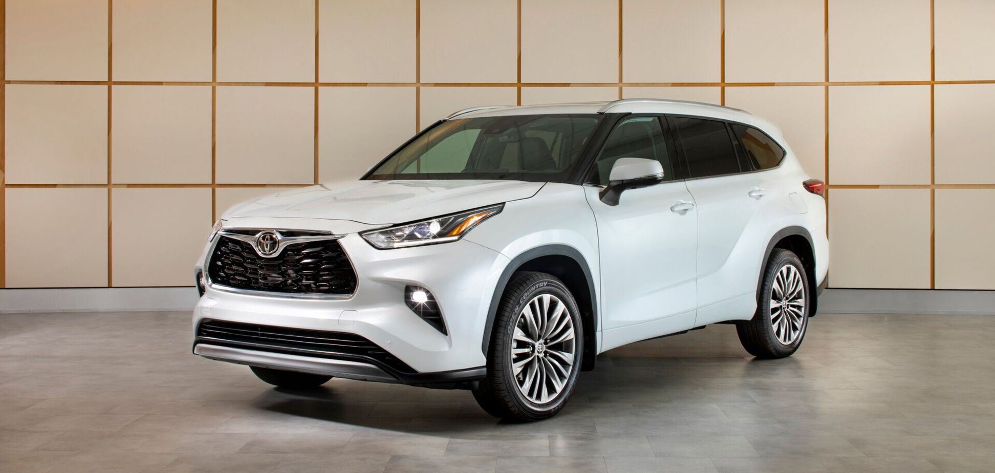 Toyota Highlander піддали модернізації