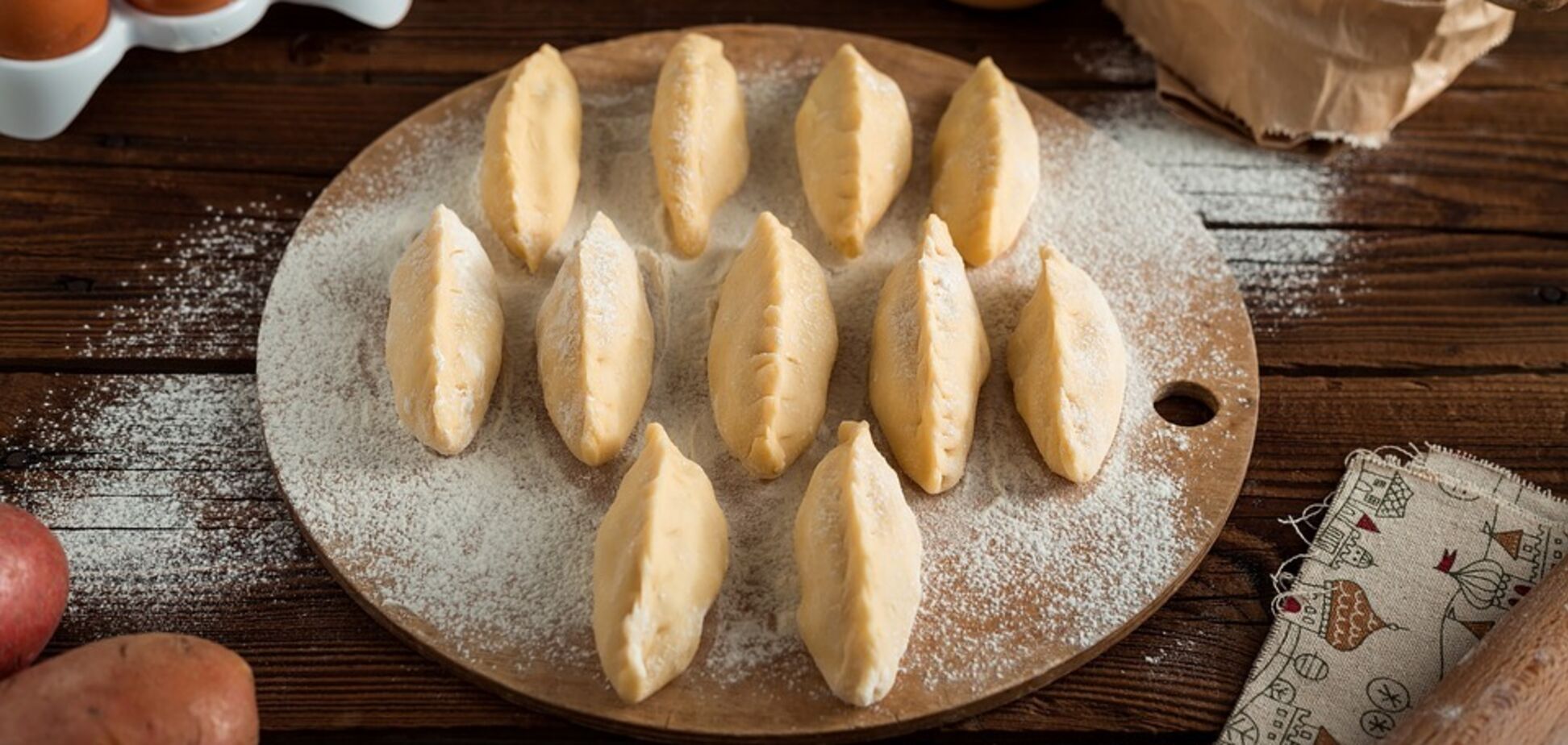 Справжні українські пиріжки: для тіста потрібно всього 4 інгредієнти