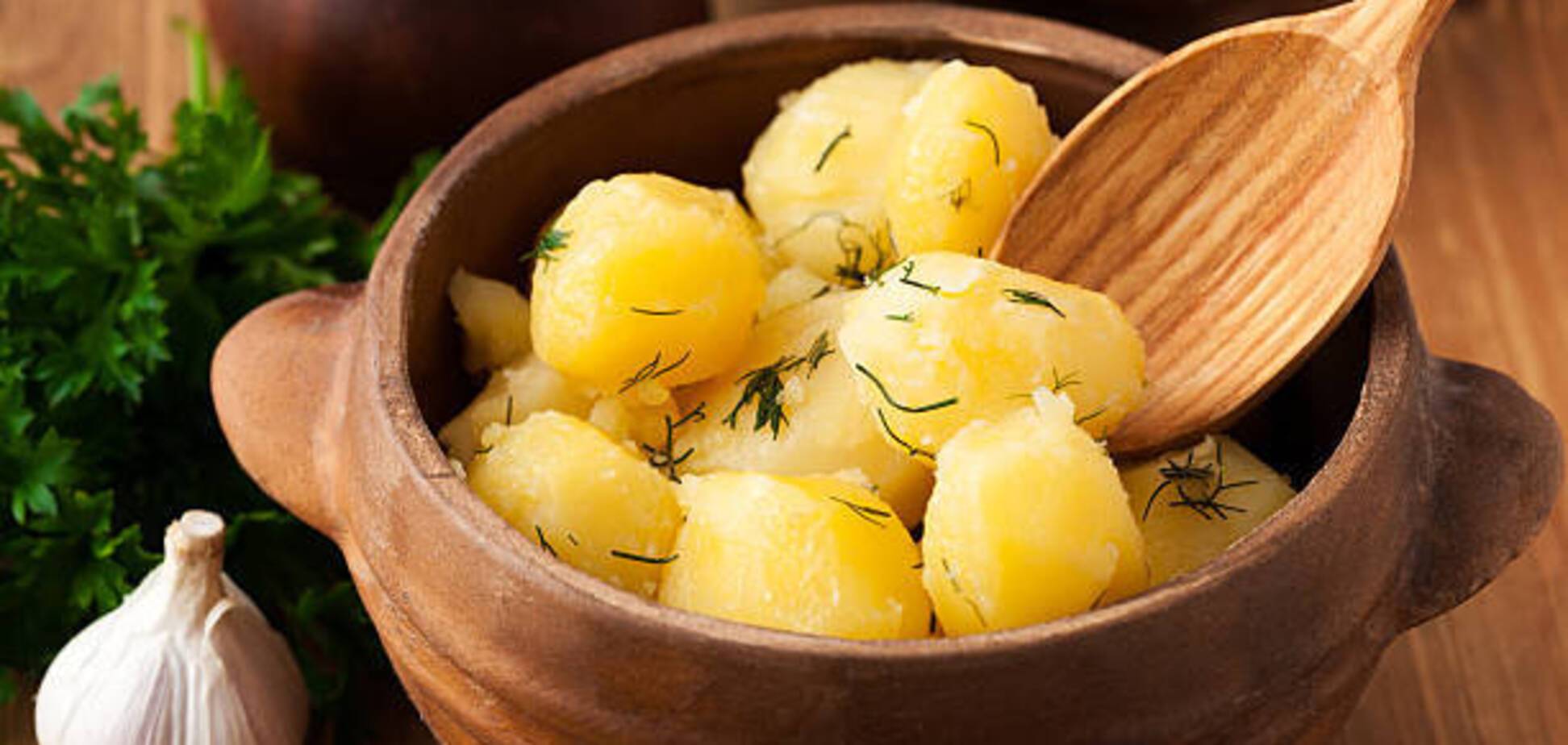Як приготувати найсмачнішу підливу з салом до молодої картоплі: рецепт