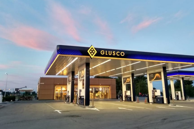 Заправки забрали у Медведчука