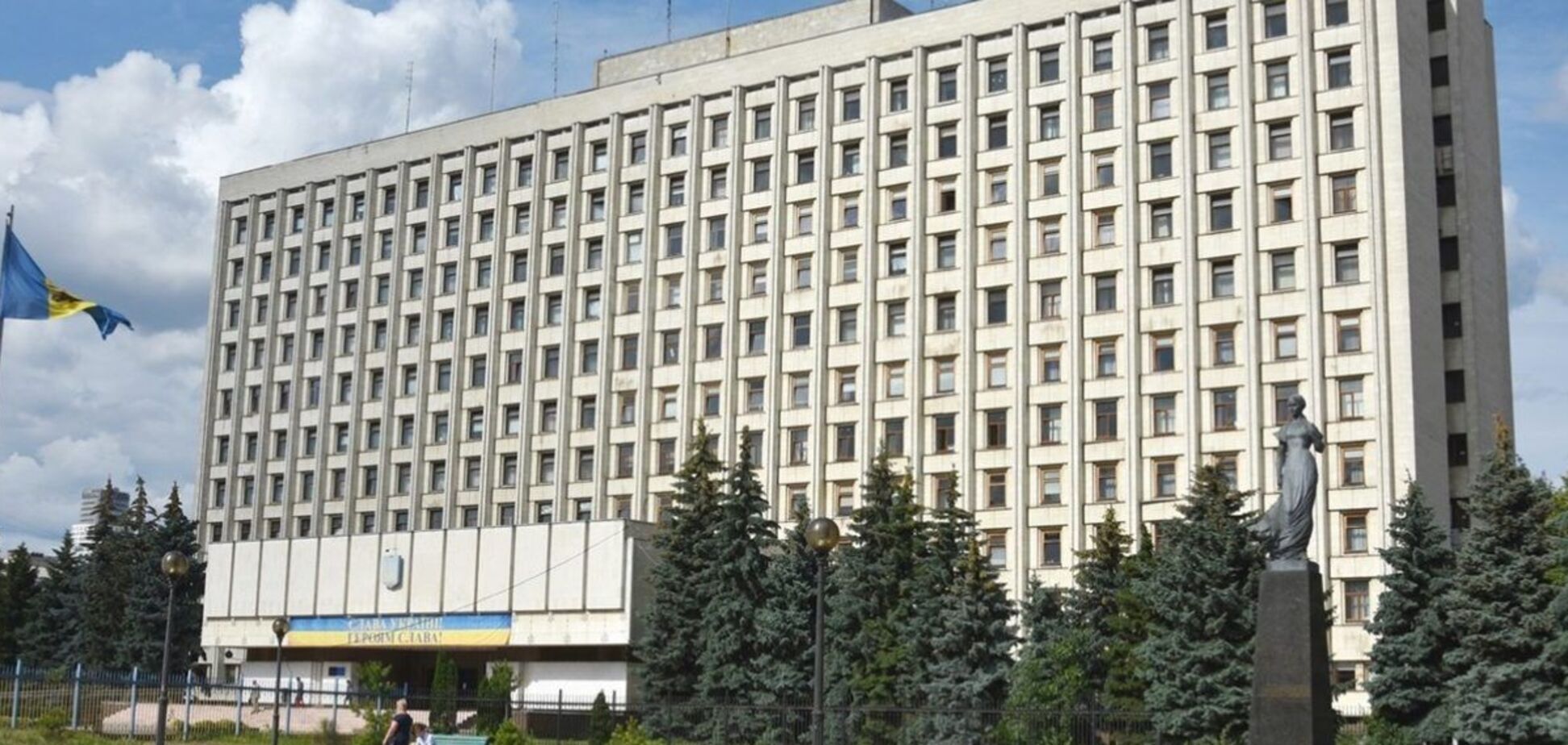 У місцевих радах почали з'являтися депутатські групи 'Відновлення України': яка їх мета