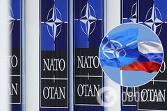 НАТО розробляє нову стратегію, в якій Росія буде названа прямою загрозою Альянсу – Bloomberg