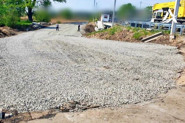 На трассе Чернигов – Пирятин открыли временный объезд, ставший альтернативой разрушенному оккупантами мосту