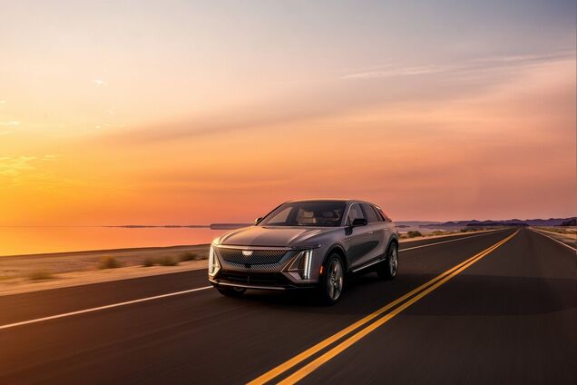 В США стартуют продажи первого электрического Cadillac