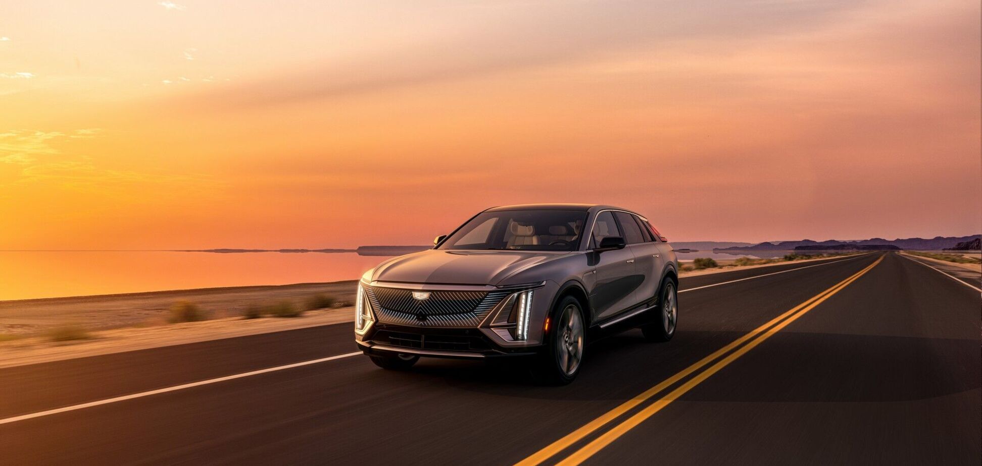 В США стартуют продажи первого электрического Cadillac