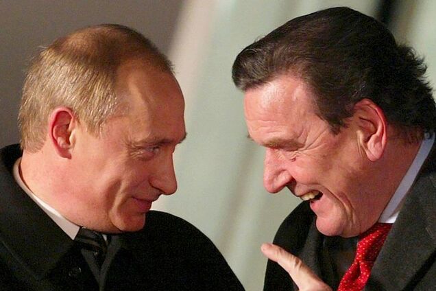 В Германии закроют офис Шредера из-за связей с Путиным