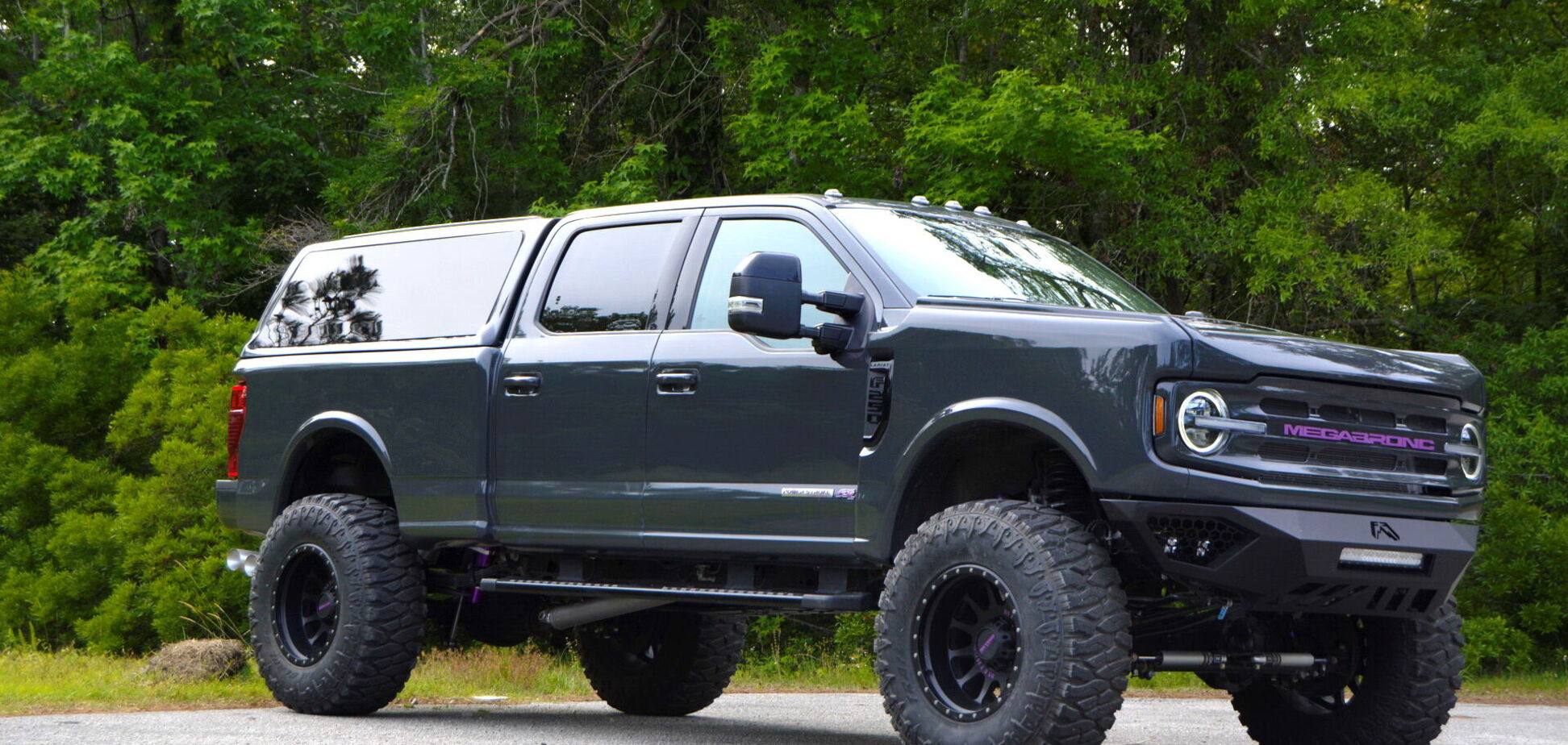 Ford Bronco скрестили с пикапом F-250