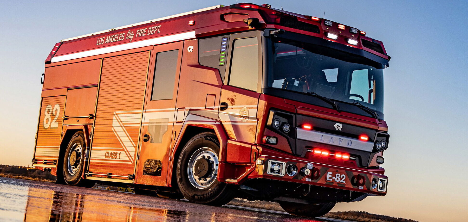 Американські пожежники отримали перший електромобіль