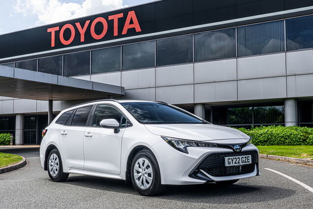 Toyota превратила универсал Corolla в грузовой фургон