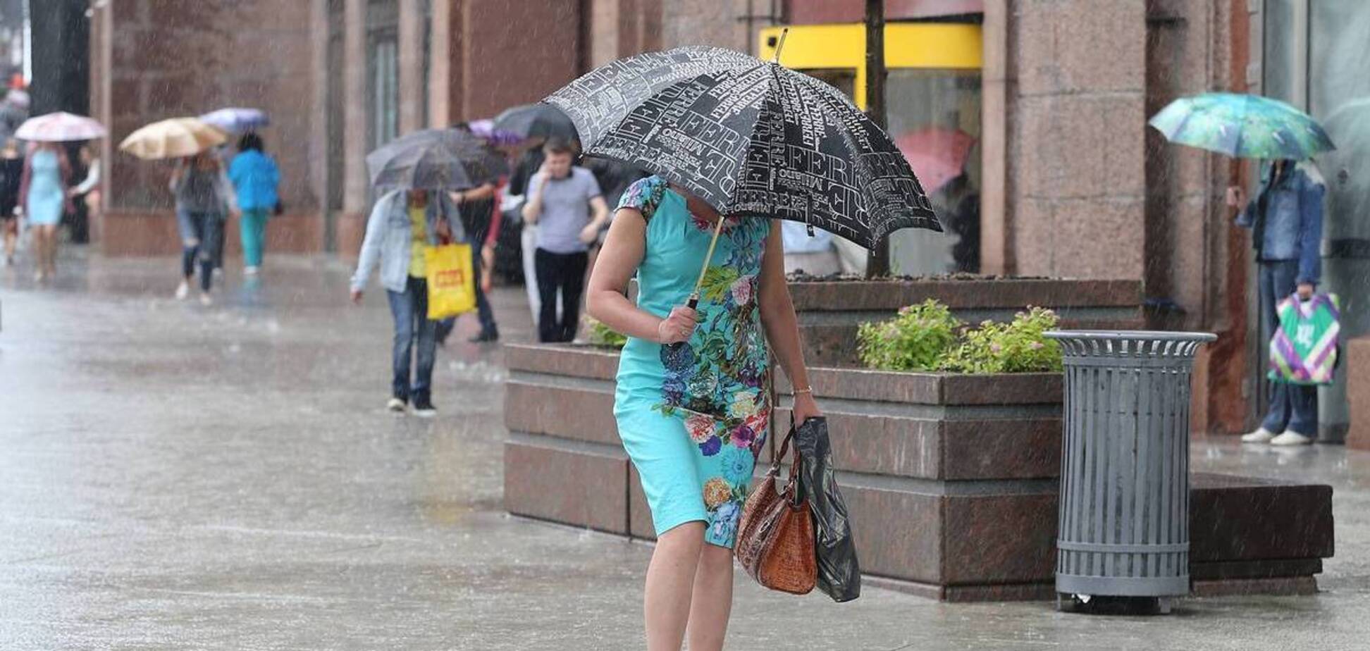 У Києві очікуються пориви вітру та дощ