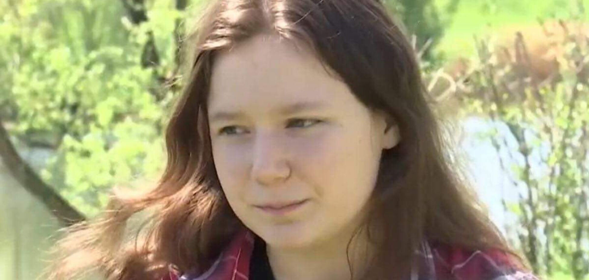 'Маму вбили на моїх очах': дівчина з Бучі довірила свою історію Музею 'Голоси Мирних' Фонду Ріната Ахметова