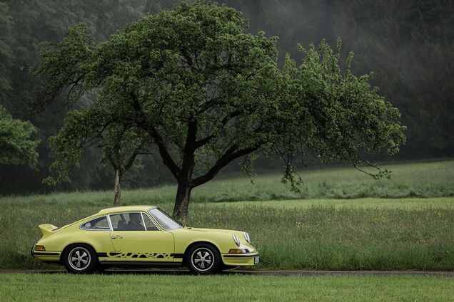 Porsche відзначив 50-річчя 911 Carrera RS 2.7