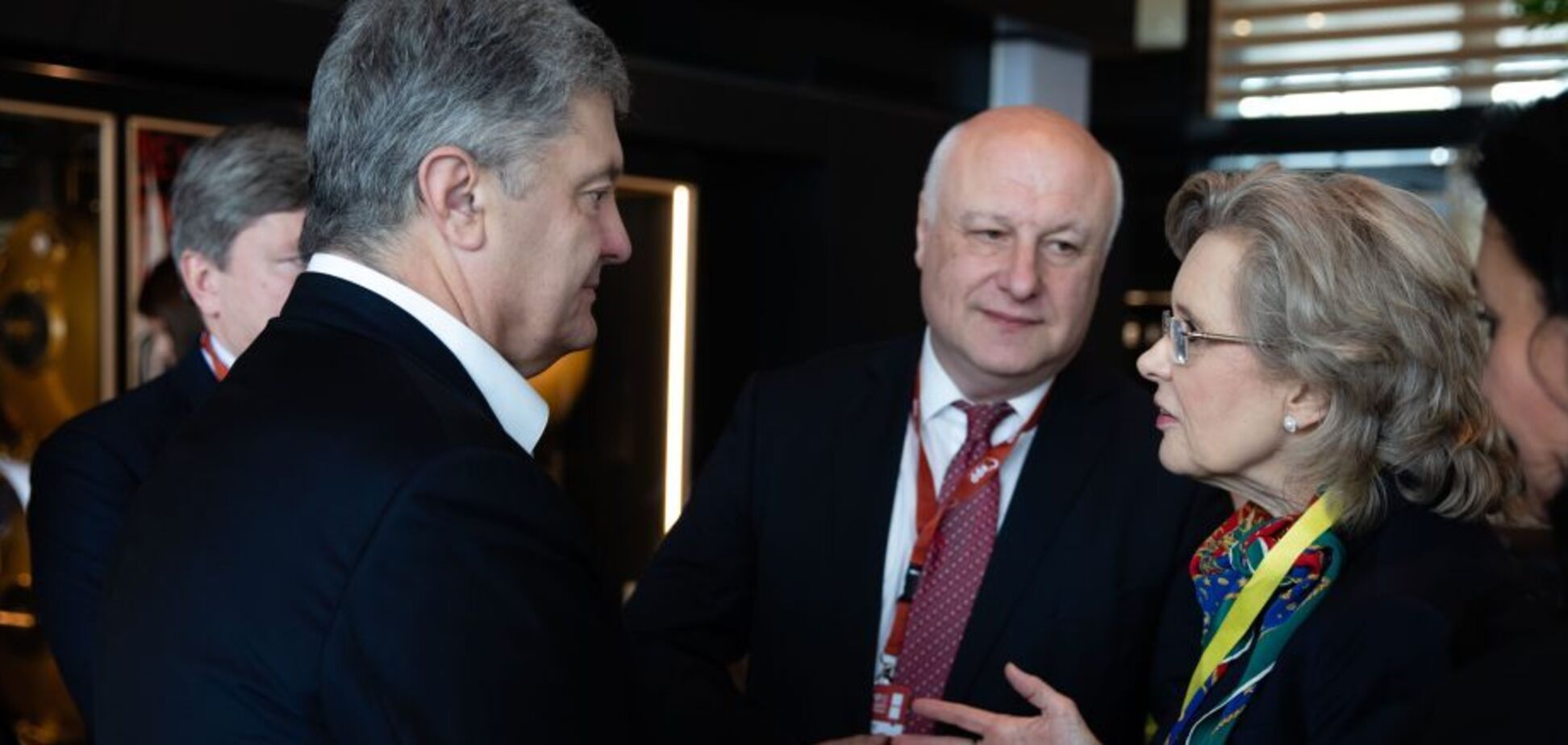 У ЄС почали роботу над сьомим пакетом санкції проти Росії, – Порошенко