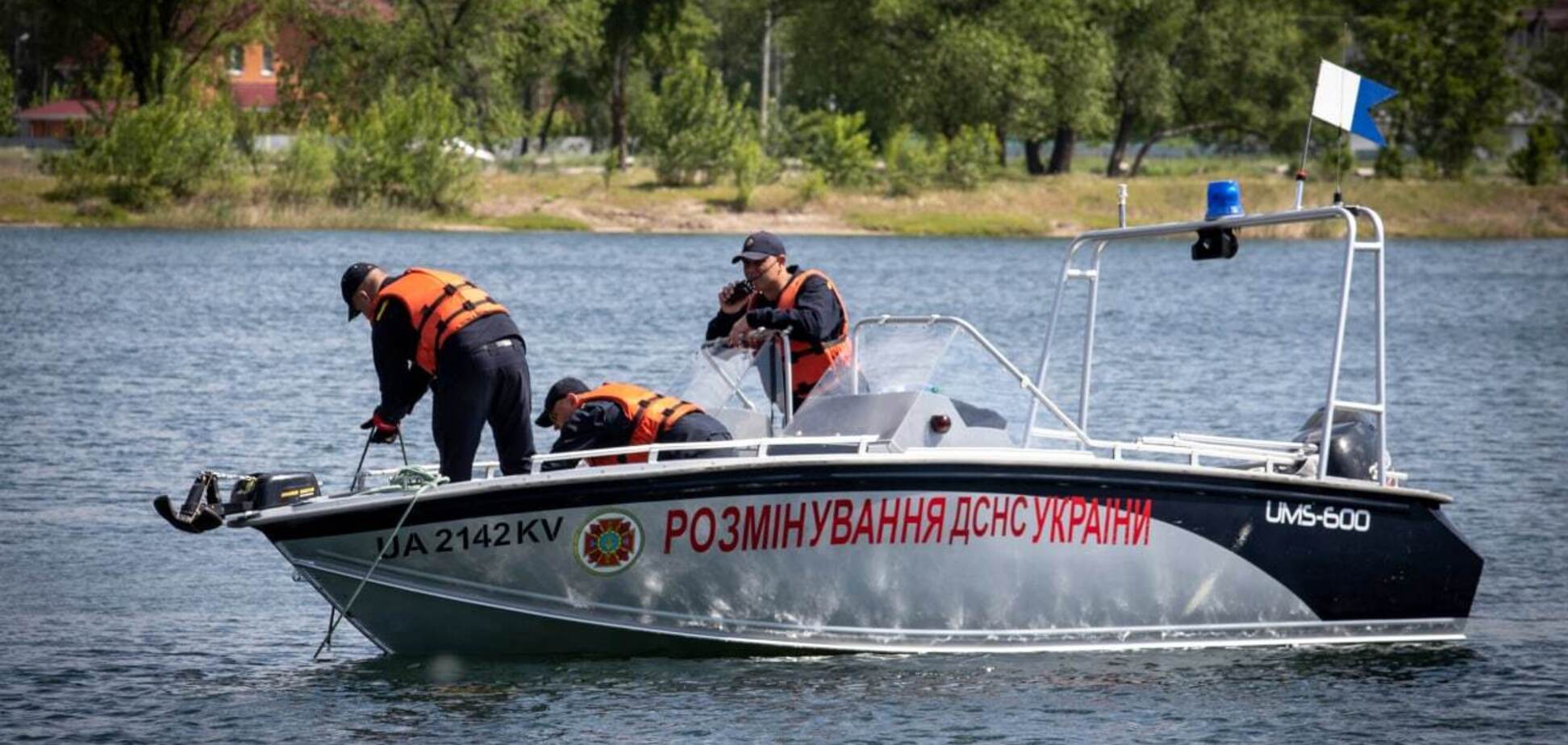 Сапери перевіряють дно акваторії столиці