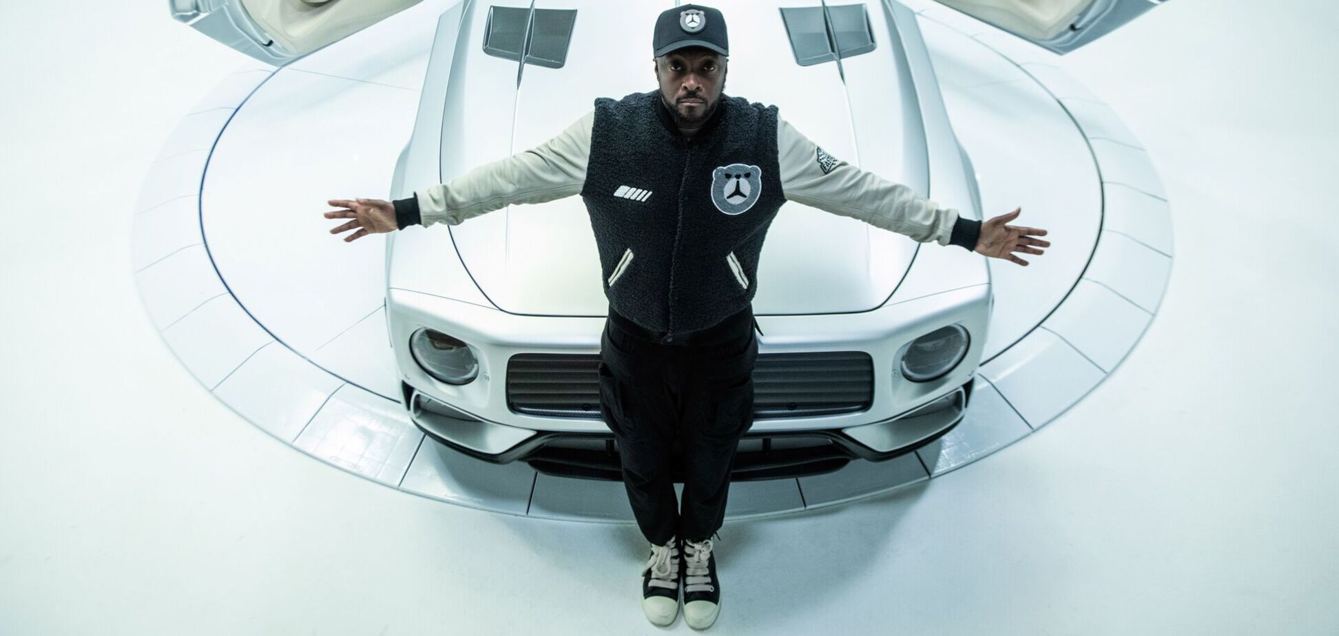 Mercedes-Benz и музыкант Will.I.Am представили концепт The Flip