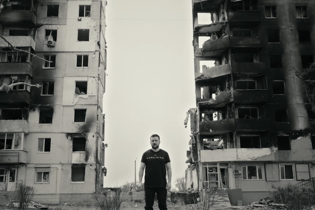 Зеленский в День памяти и примирения напомнил о преступлениях России: вы говорите никогда опять? Видео