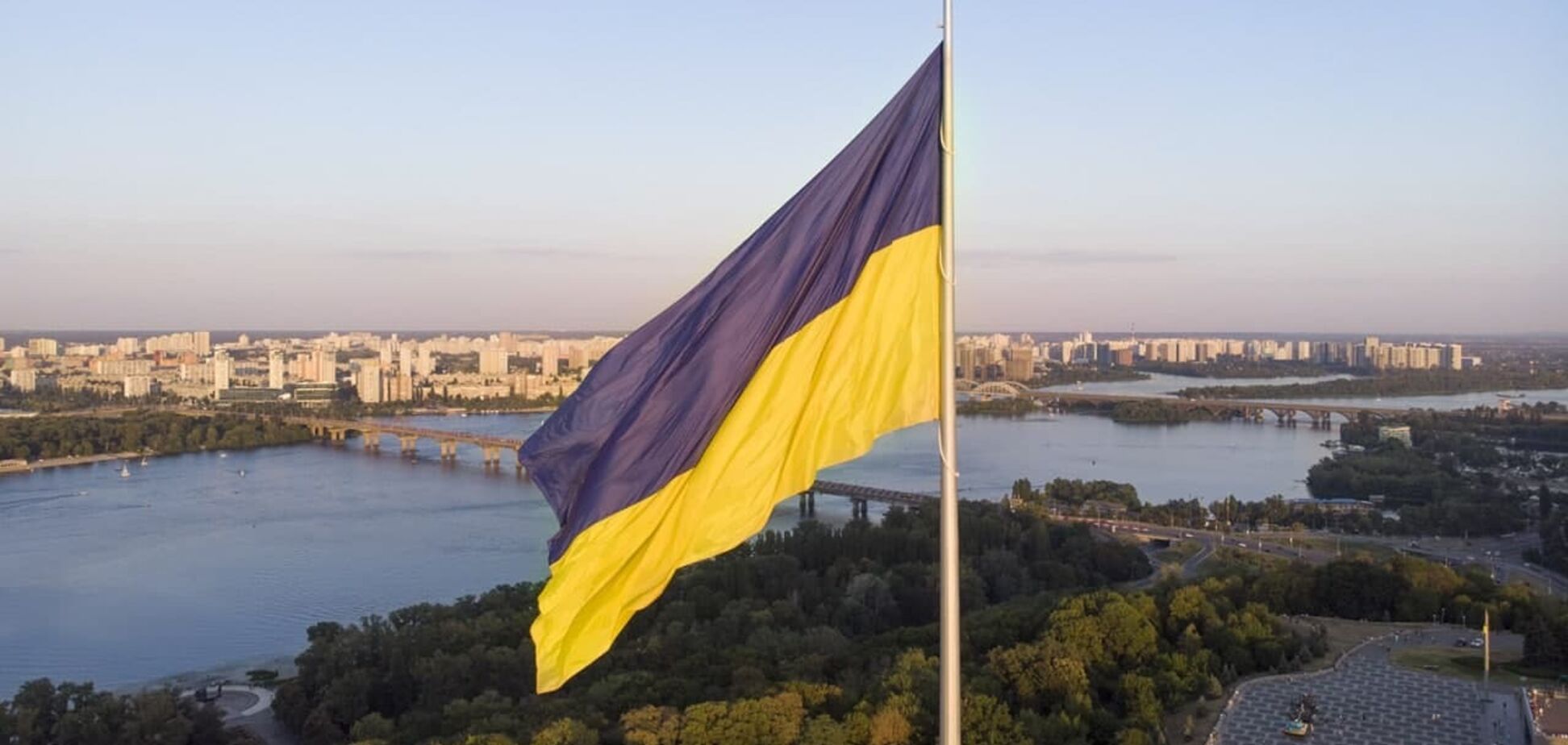 Україна бореться за свою державність та свободу Європи