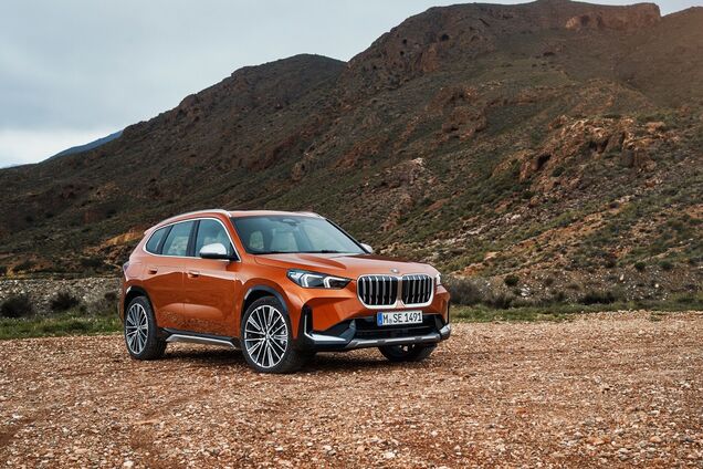 BMW презентувала компактний кросовер X1