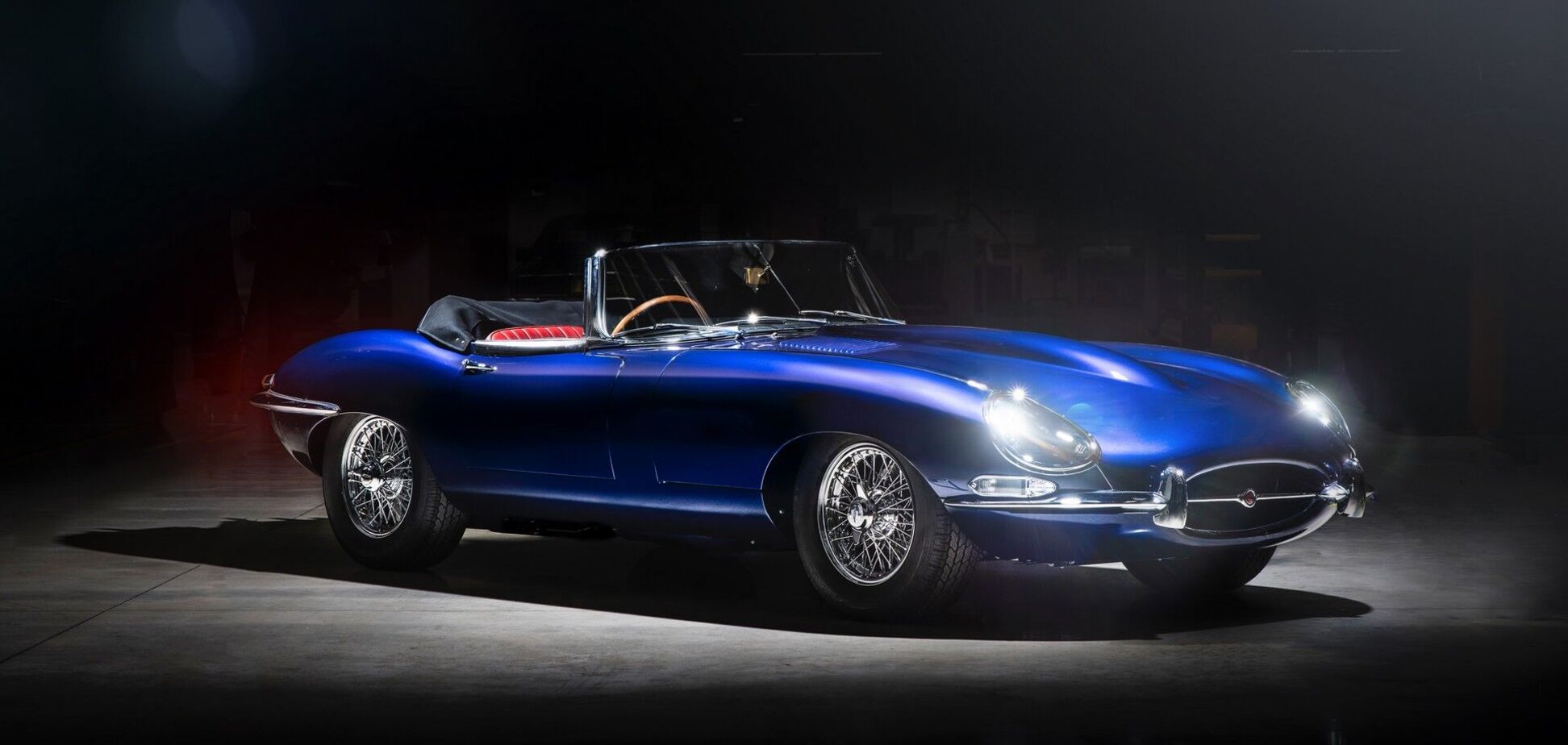 Jaguar Land Rover отметит платиновый юбилей королевы Елизаветы II