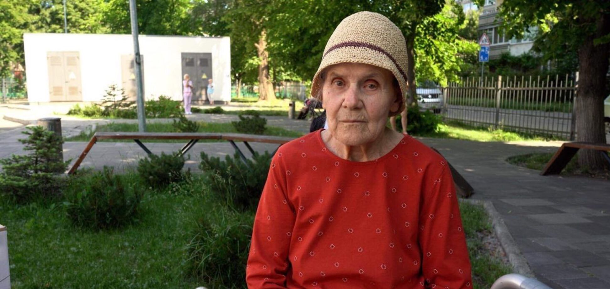 'Побільше би таких людей, як Рінат Ахметов': 89-річна переселенка з Краматорська про допомогу від Фонду