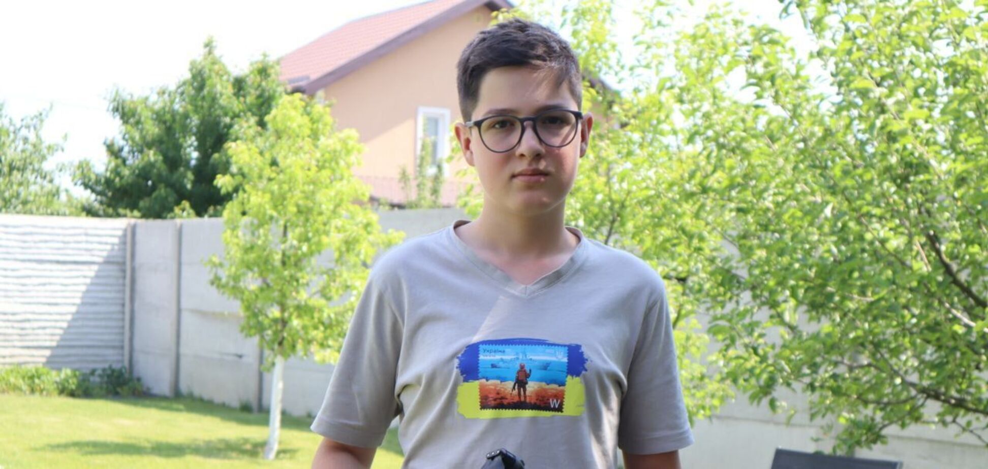15-річний Андрій Покраса допоміг знищити величезну колону окупантів, які рухалась на Київ