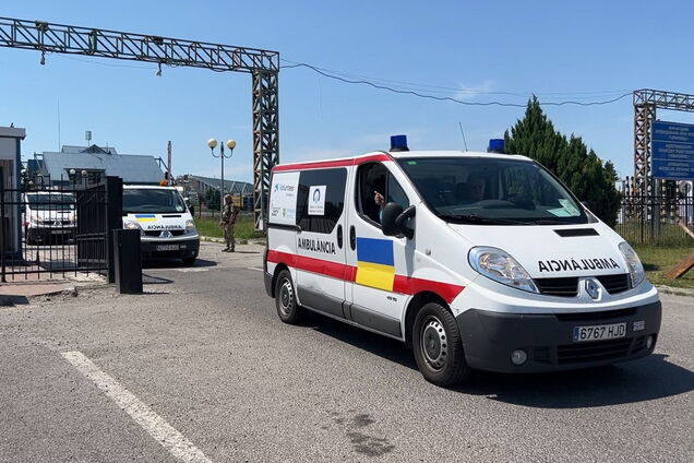 Іспанія надала Україні нову партію з 15 машин 'швидкої допомоги'. Видео