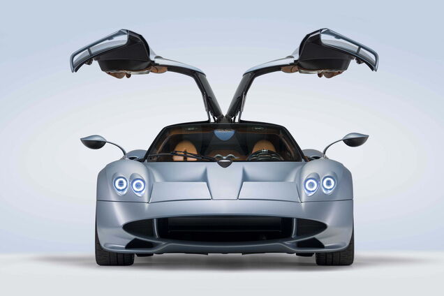 Pagani представив гіперкар Huayra Codalunga