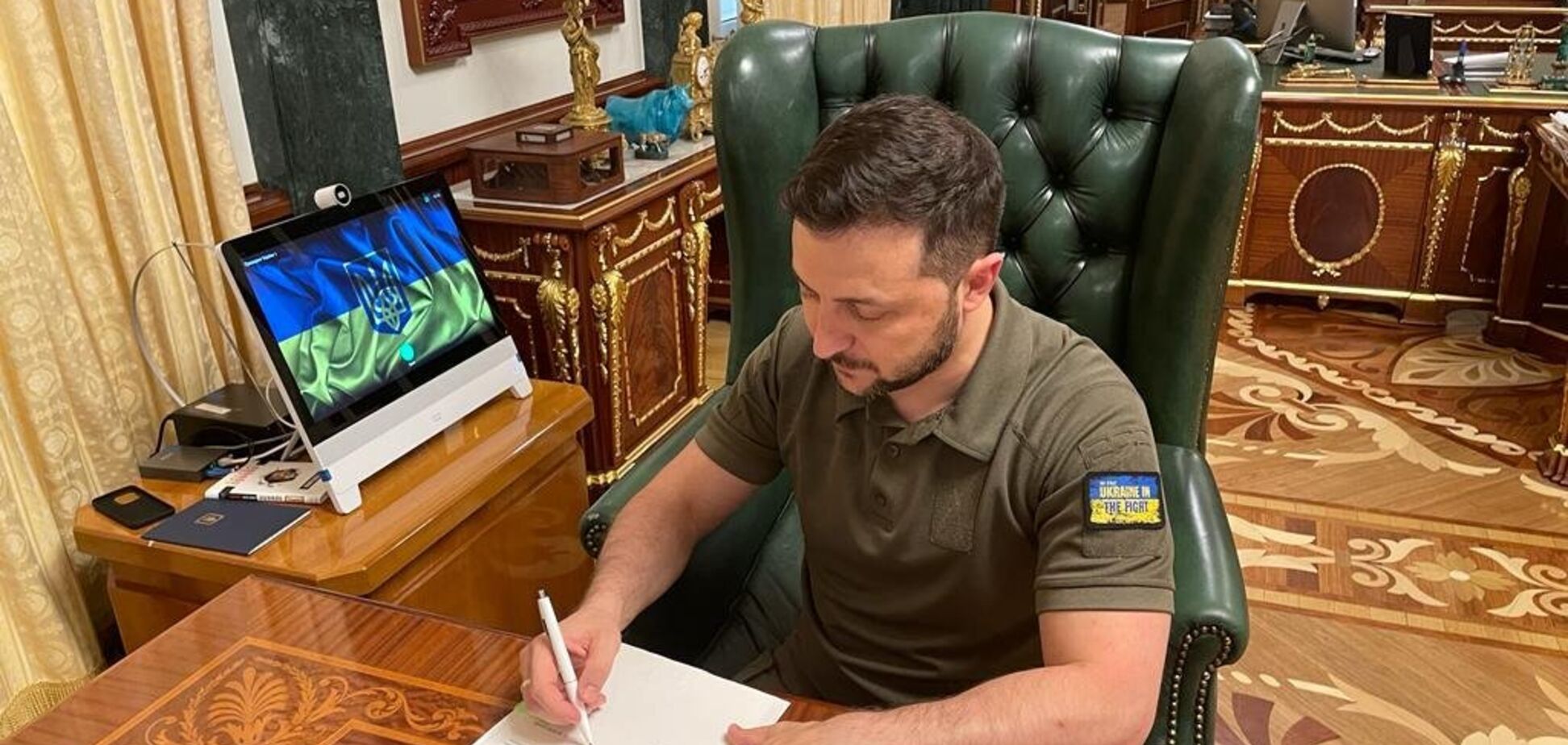 Зеленський підписав закон про ратифікацію Конвенції Ради Європи про запобігання та боротьбу з насильством щодо жінок та домашнім насильством