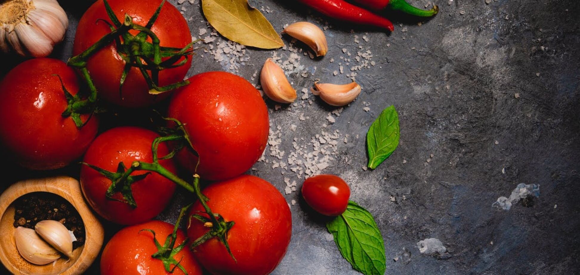 Как вкусно заквасить помидоры: что добавить для быстрой ферментации