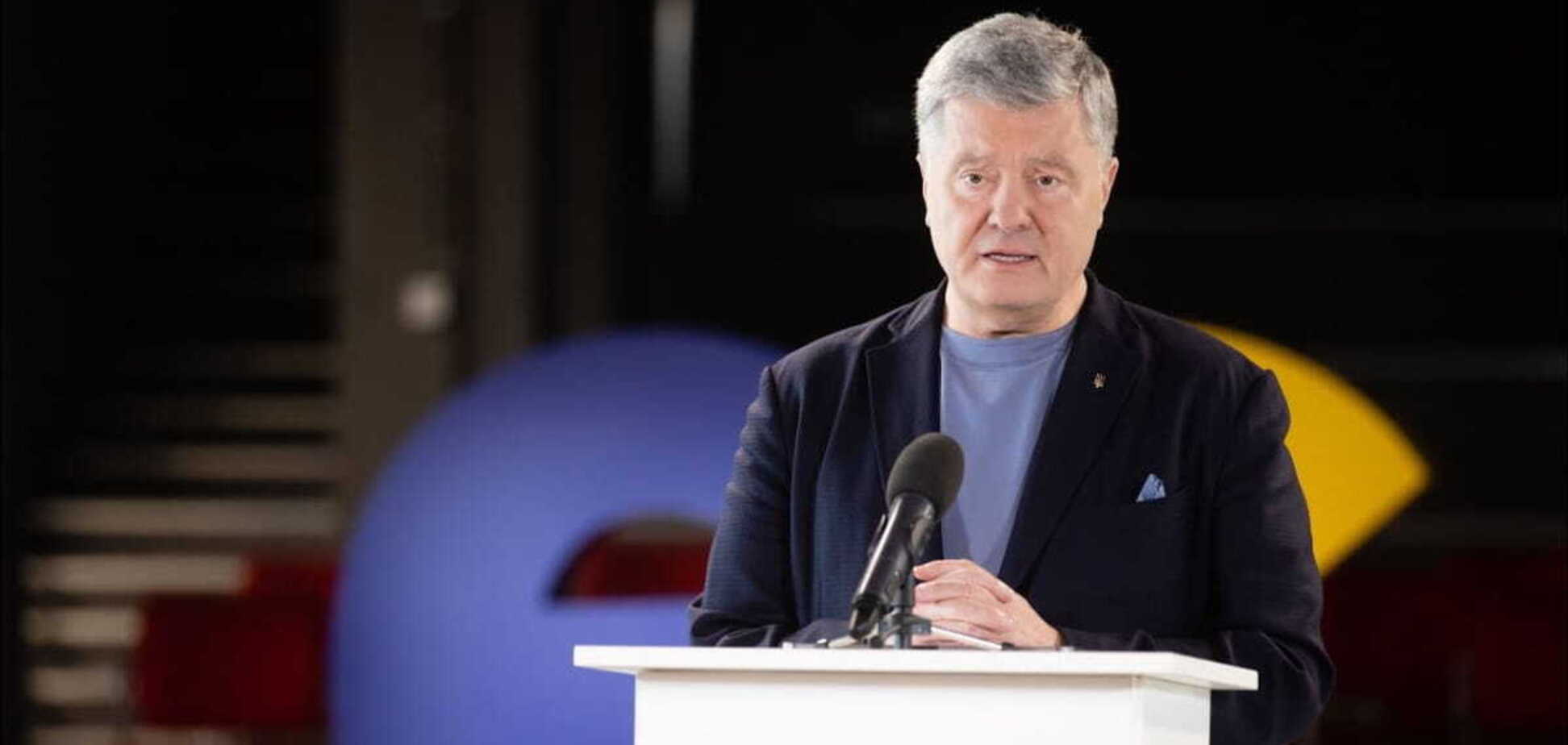 Найбільший внесок зробив український воїн, а вже потім влада та моя команда, – Порошенко про статус кандидата в члени ЄС