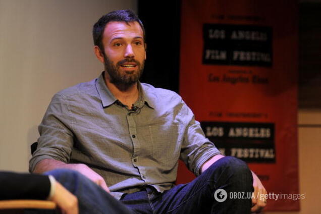 10-летний сын Бена Аффлека за рулем Lamborghini въехал в не менее престижное авто. Фото и видео