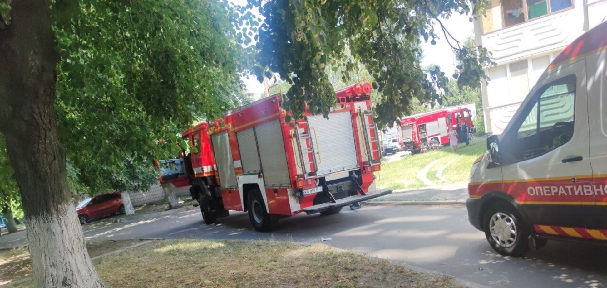 Рятувальники евакуювали чотирьох осіб