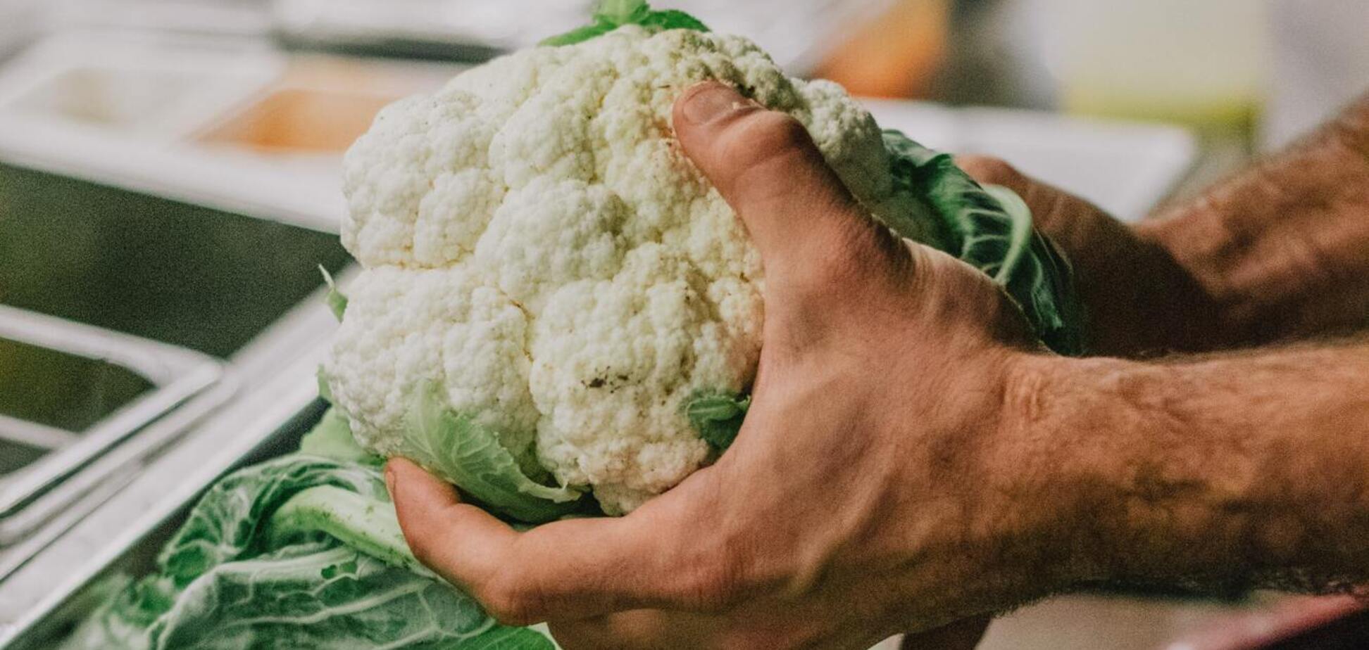 Как вкусно запечь цветную капусту: вариант бюджетного блюда на скорую руку