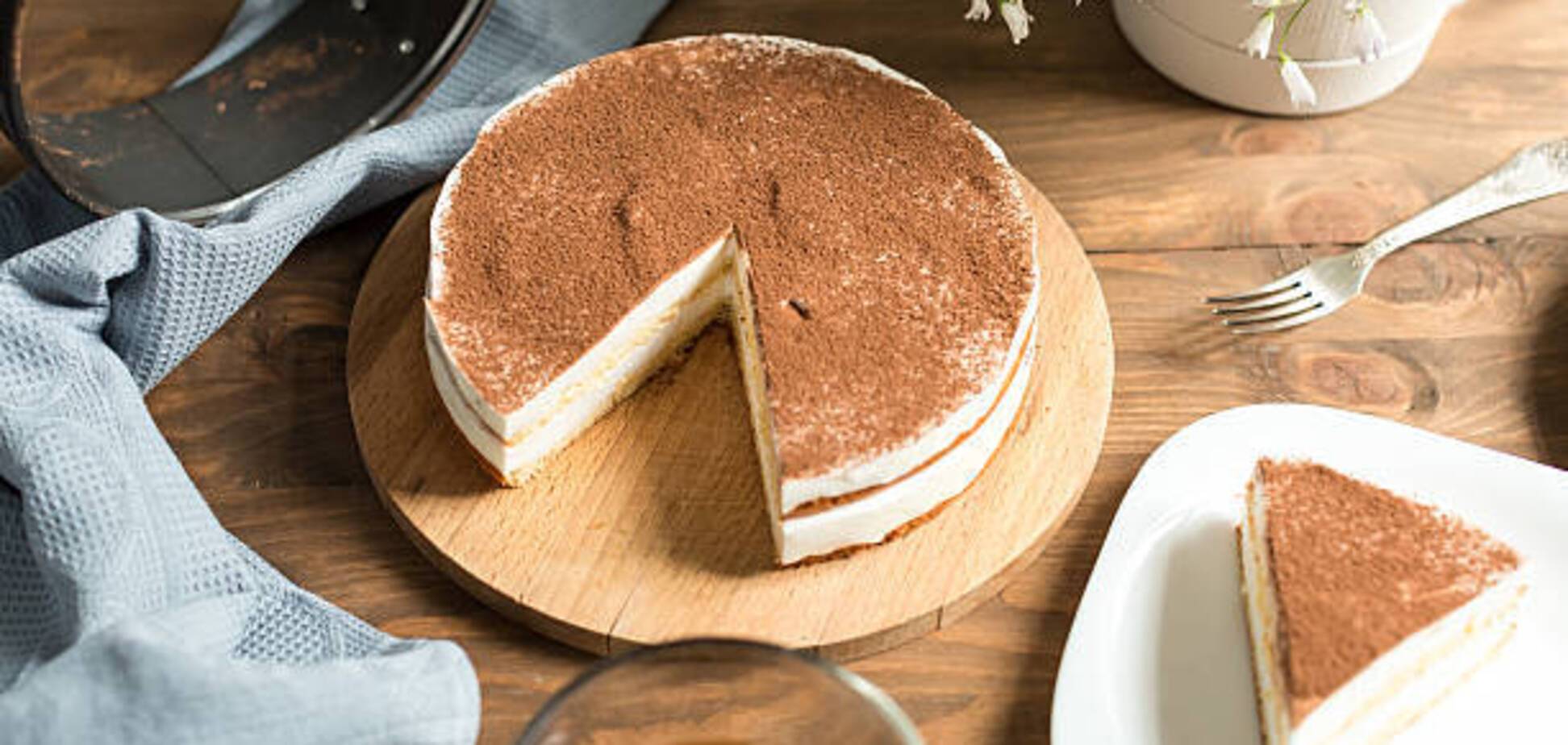 Домашній торт 'Пташине молоко': ідеальний десерт до чаю