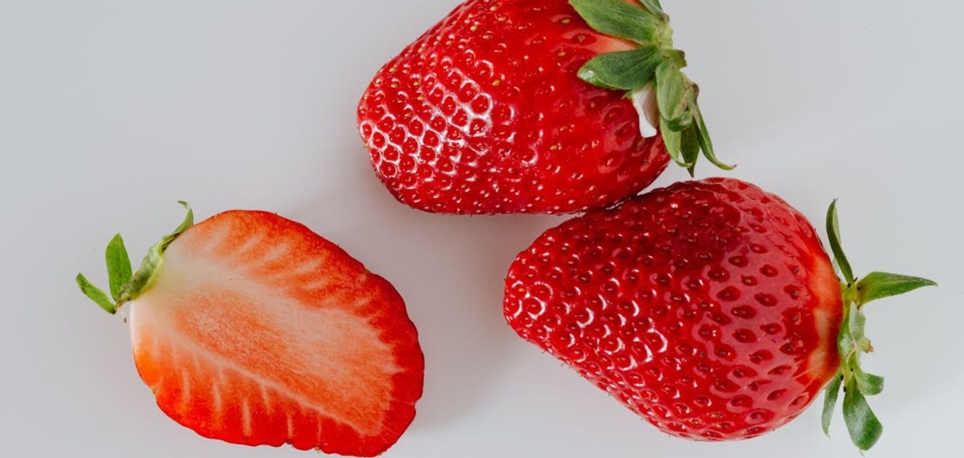 Освіжаючий квас з полуниці: знадобиться усього три інгредієнти
