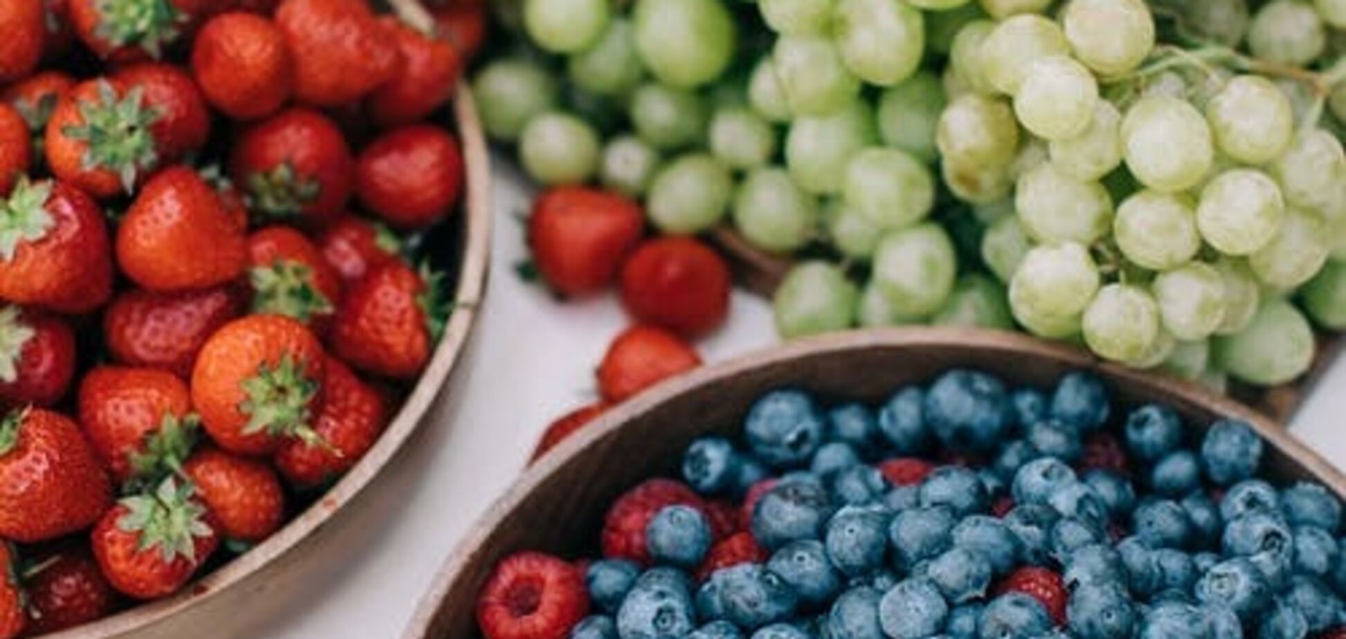 Почему летом не стоит увлекаться фруктово-ягодными соками: отвечает Светлана Фус