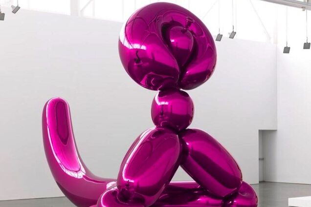 Для сбора средств в помощь Украине. Виктор и Елена Пинчук продадут на аукционе скульптуру Джеффа Кунса Balloon Monkey
