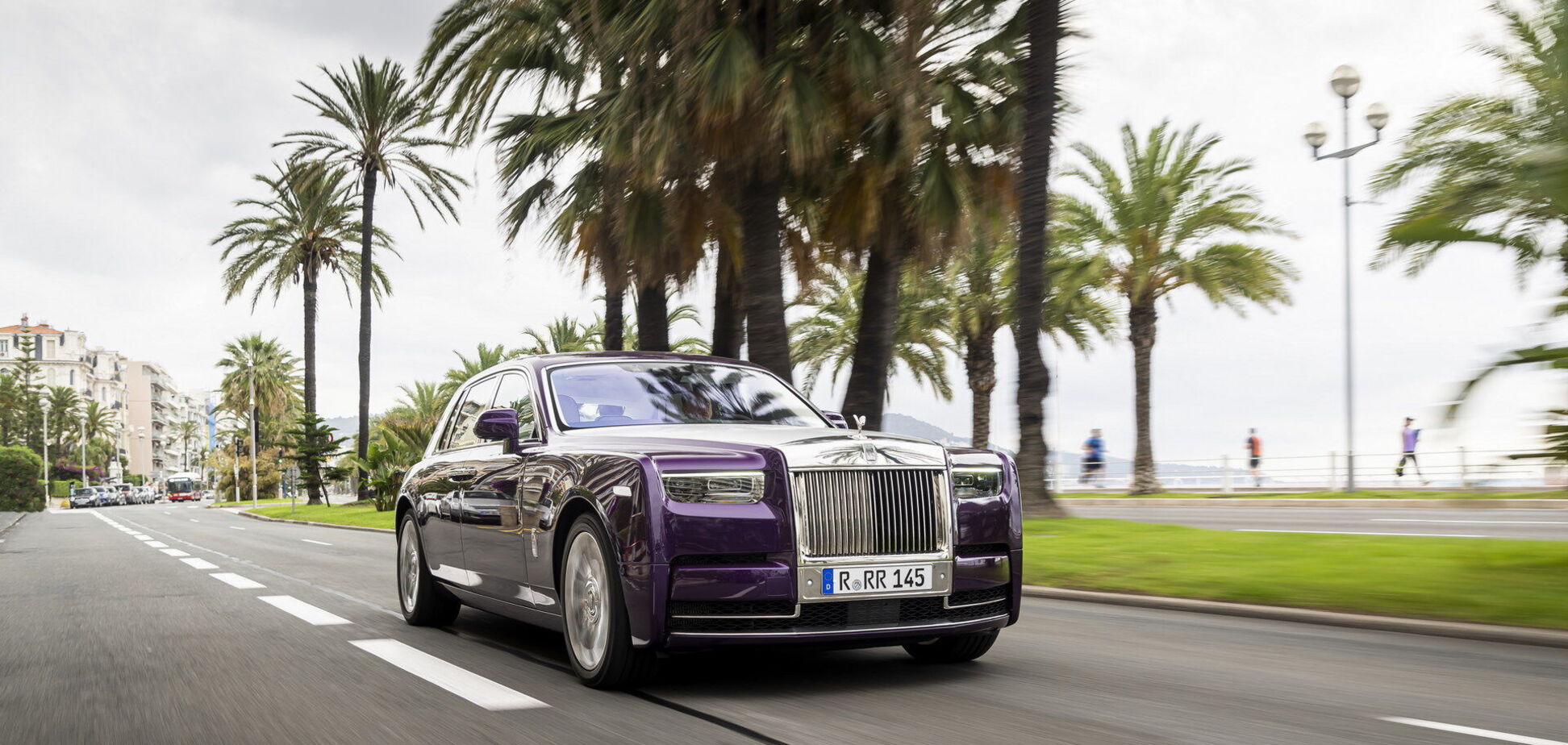 Rolls-Royce показав колекцію нових Phantom Series II