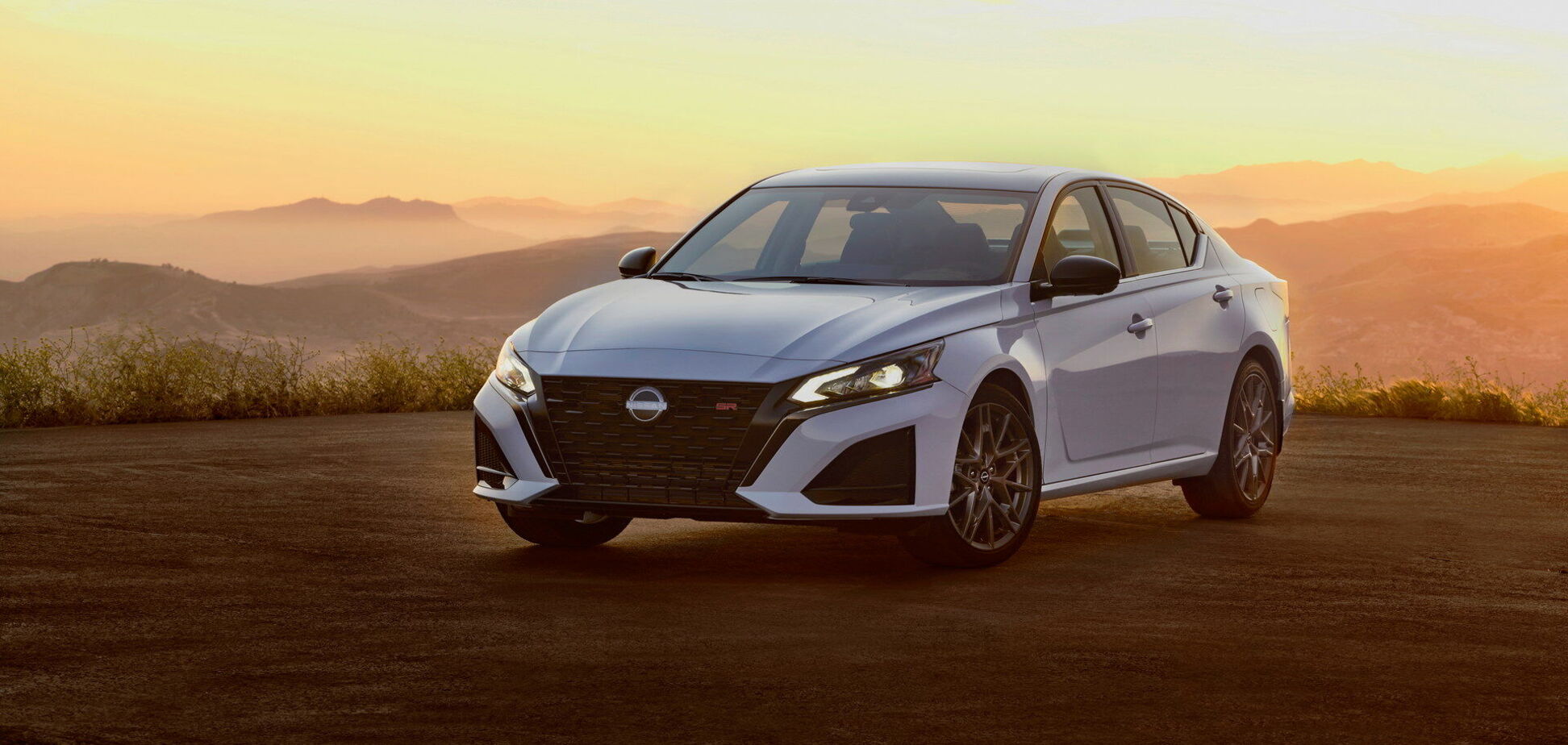 Nissan презентовал обновленную модель Altima
