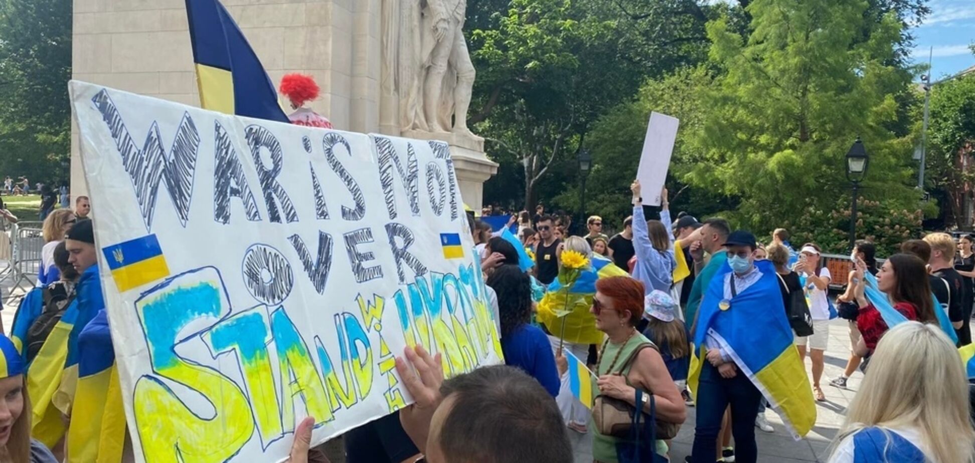 Митинг в Нью-Йорке