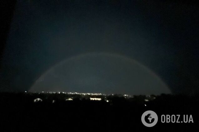 Как защитный купол: в ночном небе над Харьковом заметили радугу. Фото