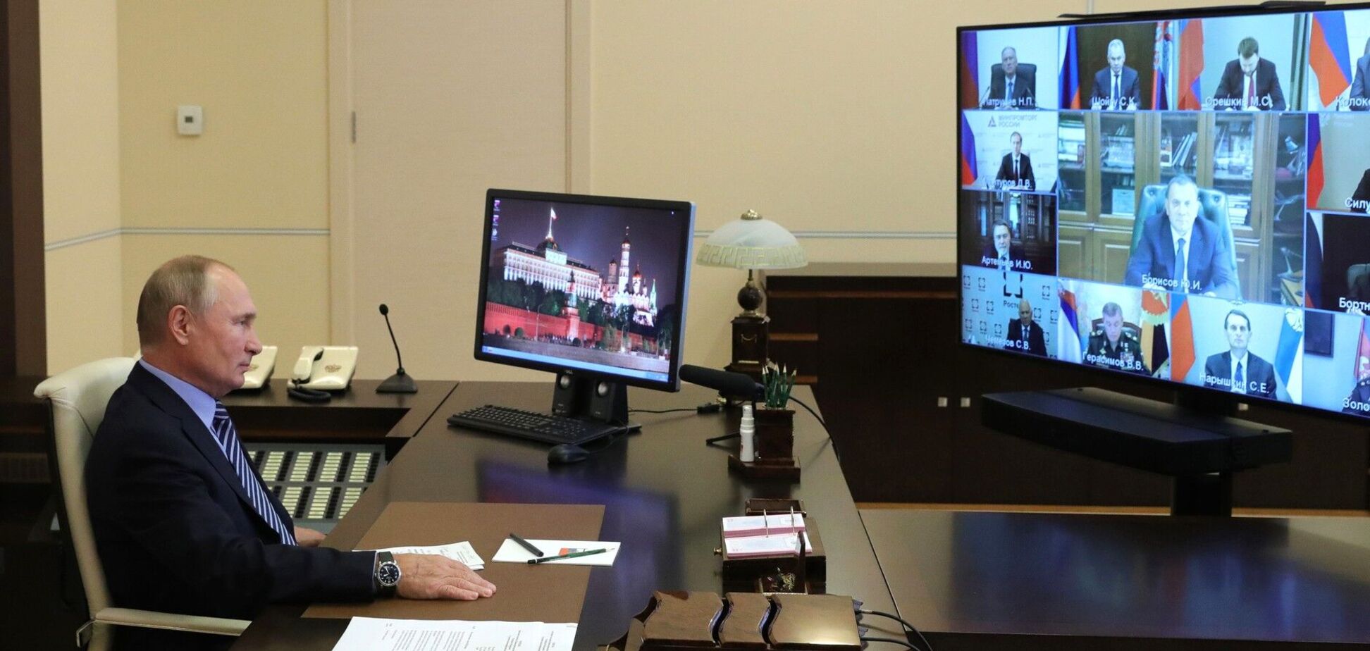 Засідання Військово-промислової комісії РФ із Путіним на чолі