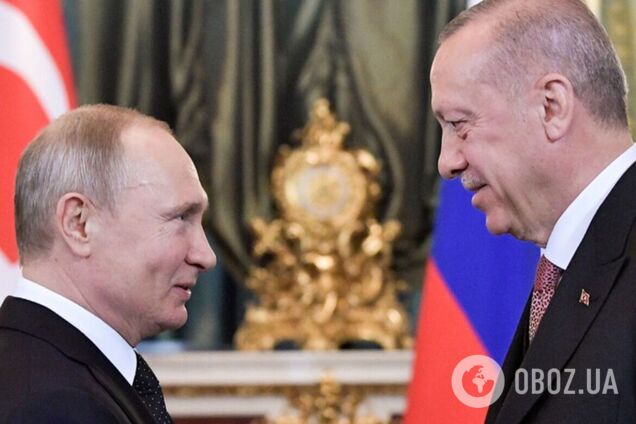 Путин на переговорах с Эрдоганом поблагодарил за решение проблемы с голодом, которую сам устроил. Видео