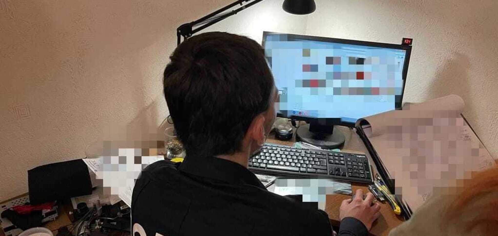 Чоловік зберігав на комп'ютері дитяче порно