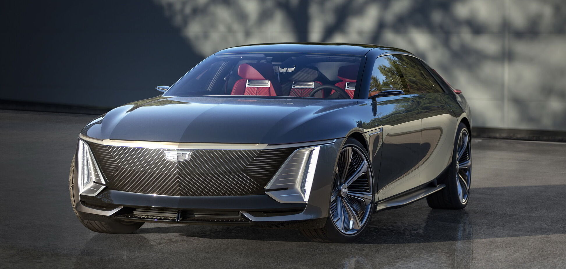 Cadillac представил концепт роскошного электромобиля