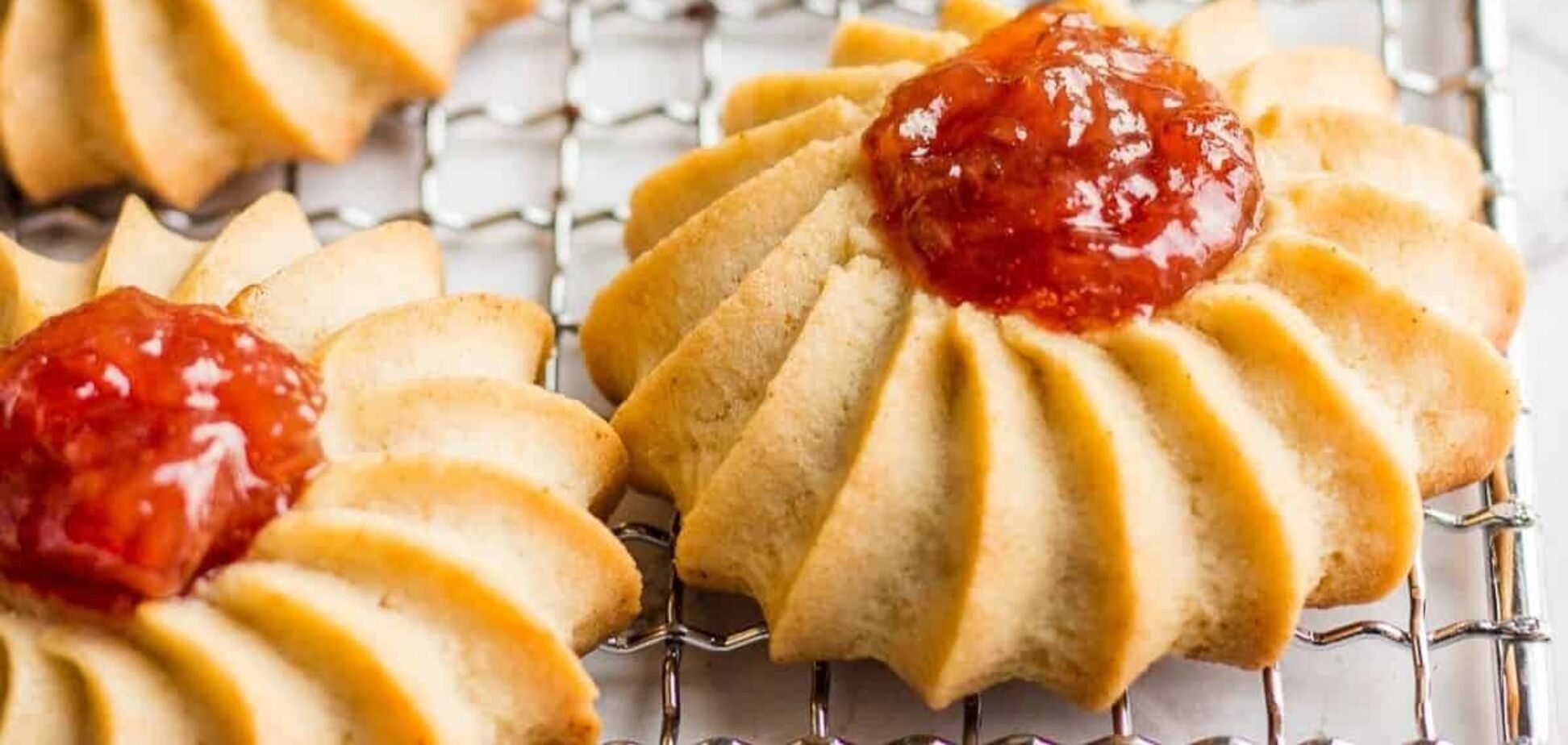 Популярне печиво 'Кураб'є' з начинкою: як зробити в домашніх умовах